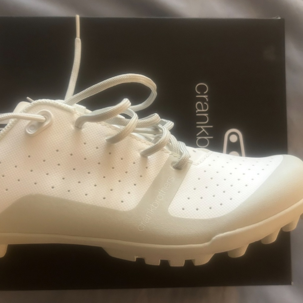 CRANK BROS CANDY GRAVEL/ MTB SHOES (9) NIB
